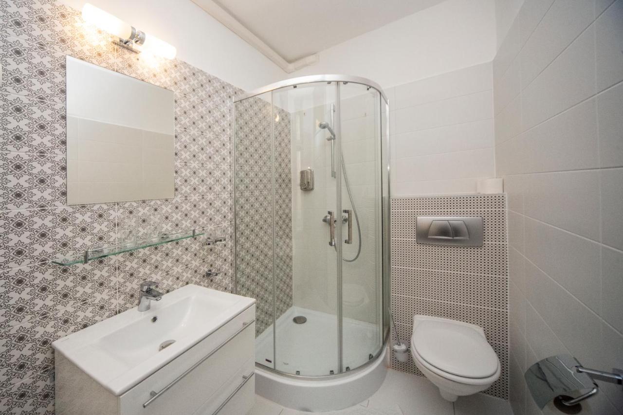 Cherry Apartman Эгер Экстерьер фото